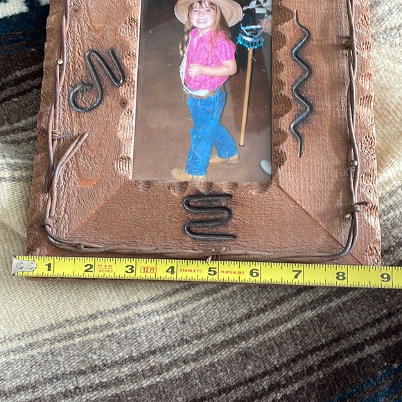 Branded Wood Frame w/ Barbed Wire - Picture 4 of 7